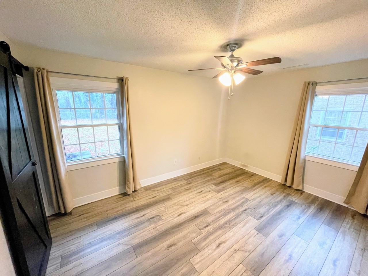 1278 Fort Dr - Photo 4 of 14