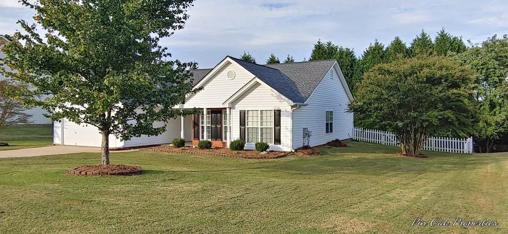 176 Bellingrath Dr - Photo 2 of 12