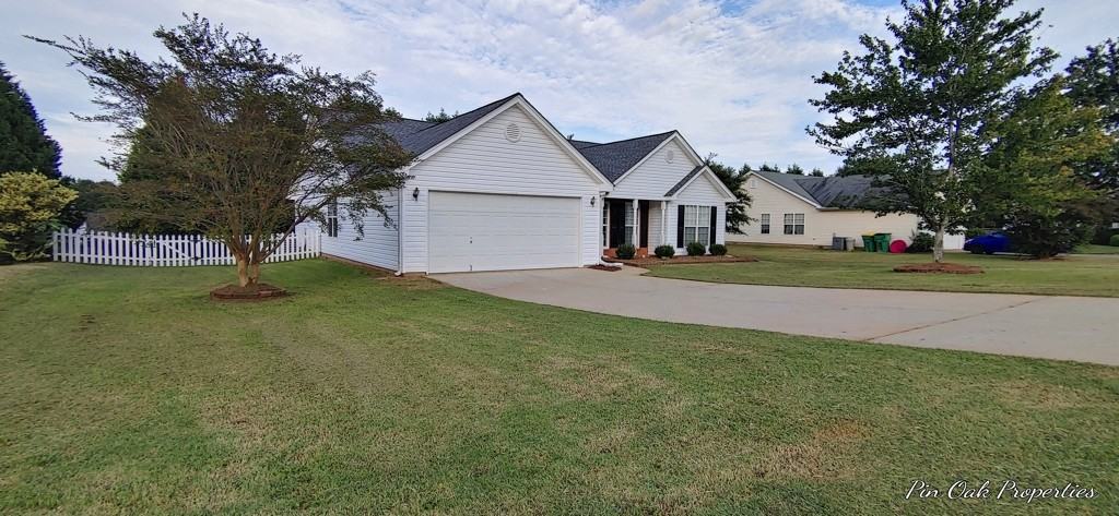 176 Bellingrath Dr - Photo 3 of 12