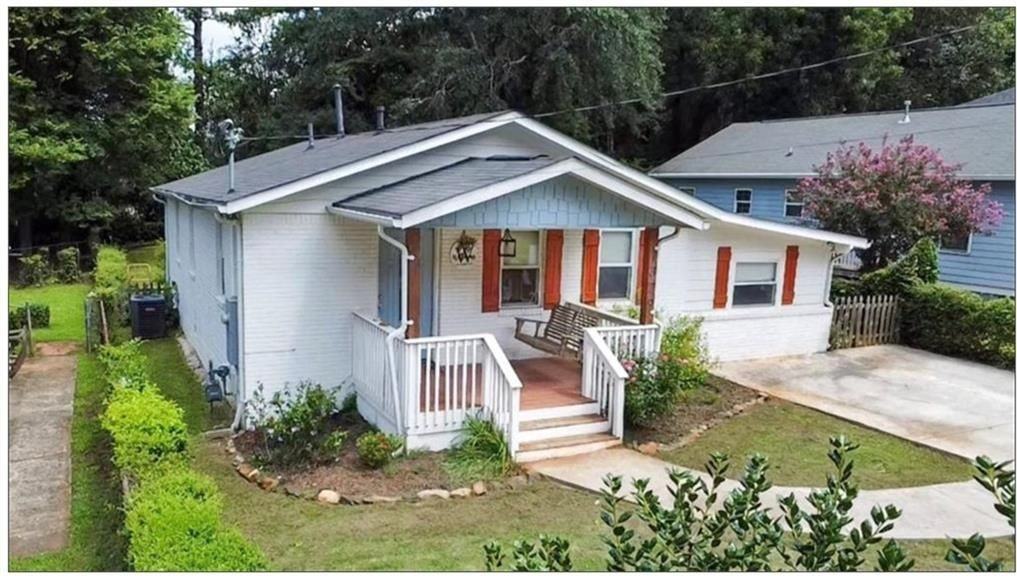 1329 Plaza Ave Sw - Photo 2 of 22