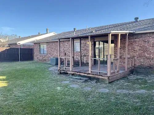 623 Valley View Dr - Photo 7 of 7