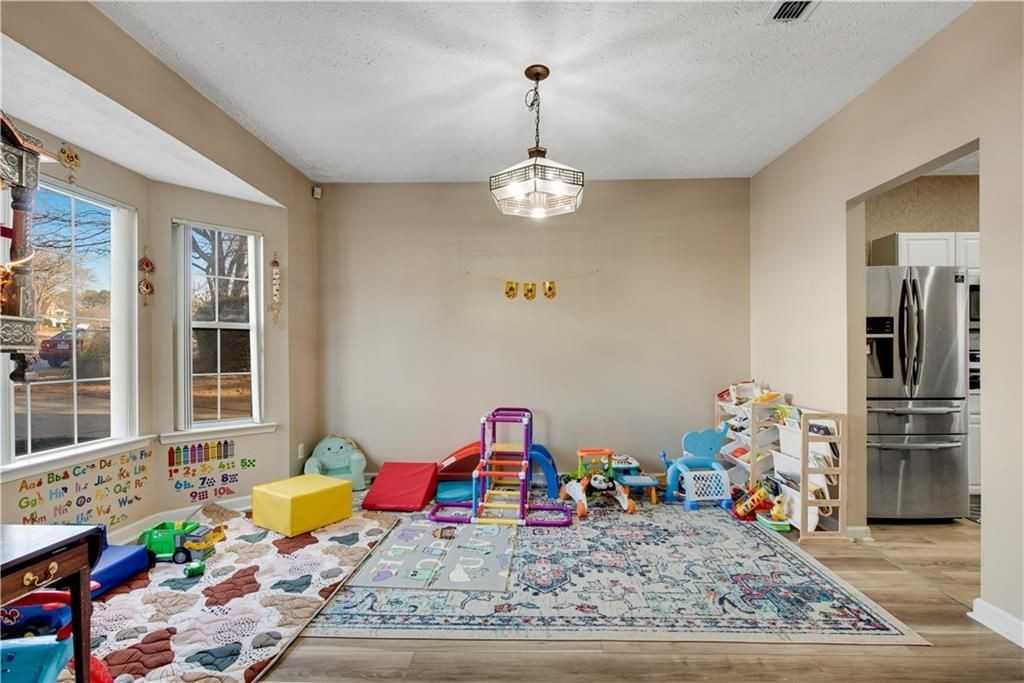 10005 Lauren Hall Ct - Photo 5 of 25