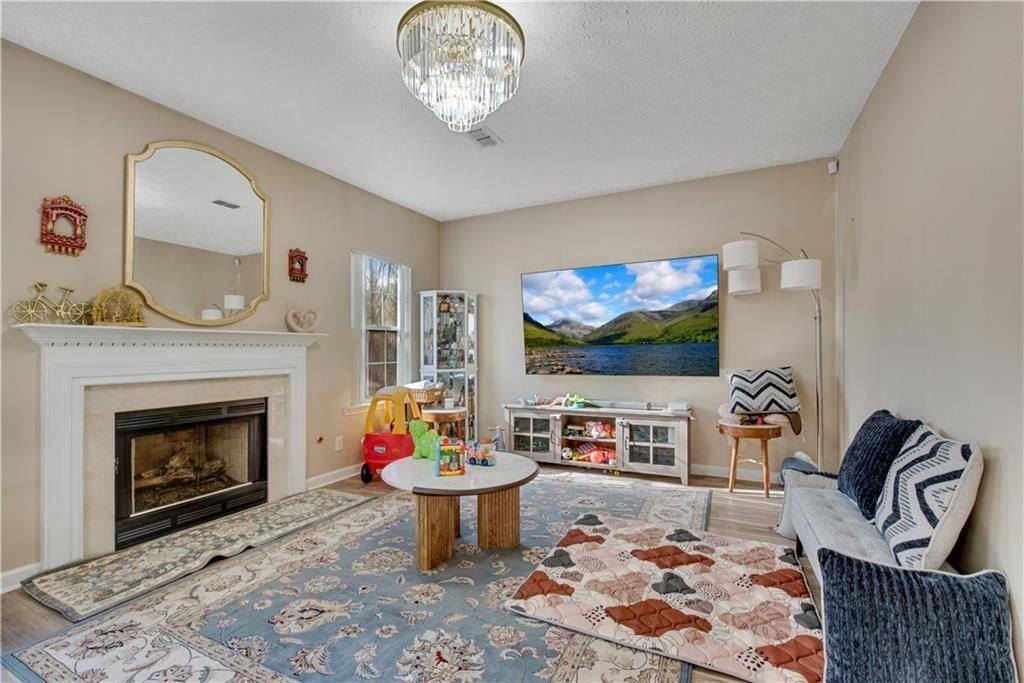 10005 Lauren Hall Ct - Photo 6 of 25