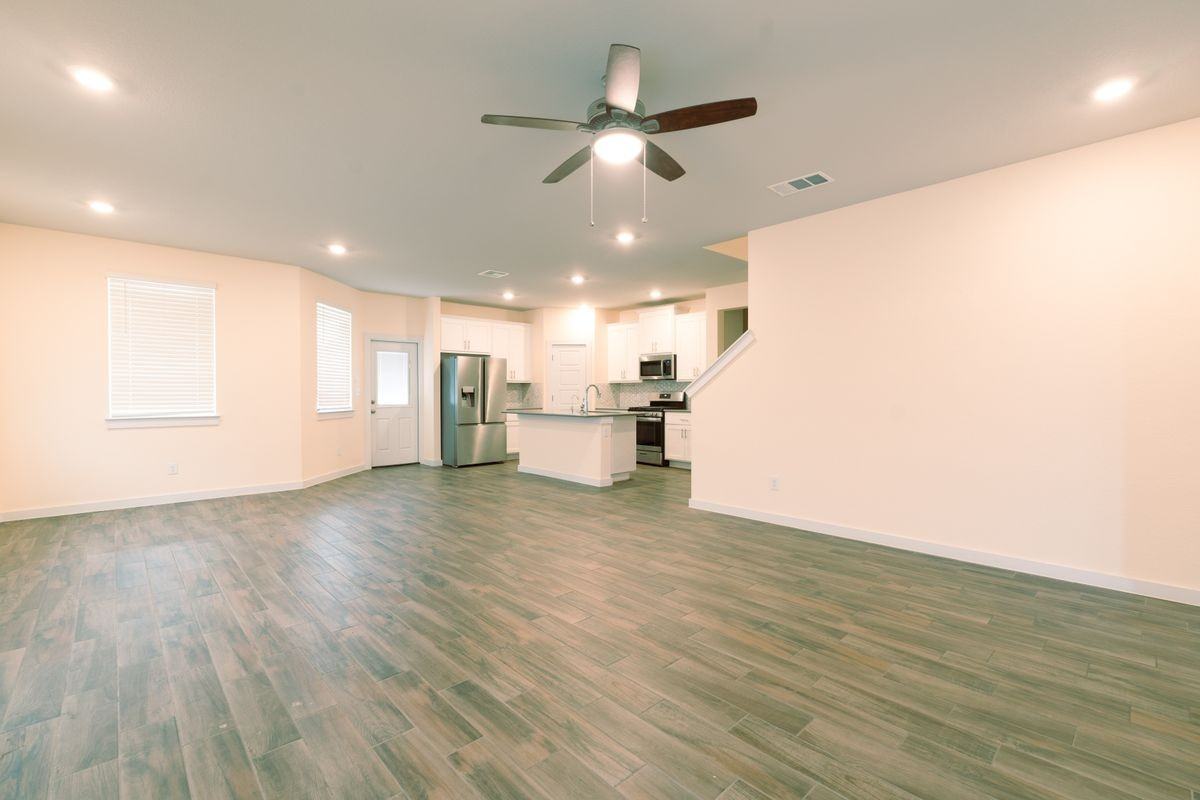 102 Englenook Dr - Photo 5 of 27