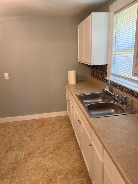 2021 Eubanks St - Photo 7 of 9