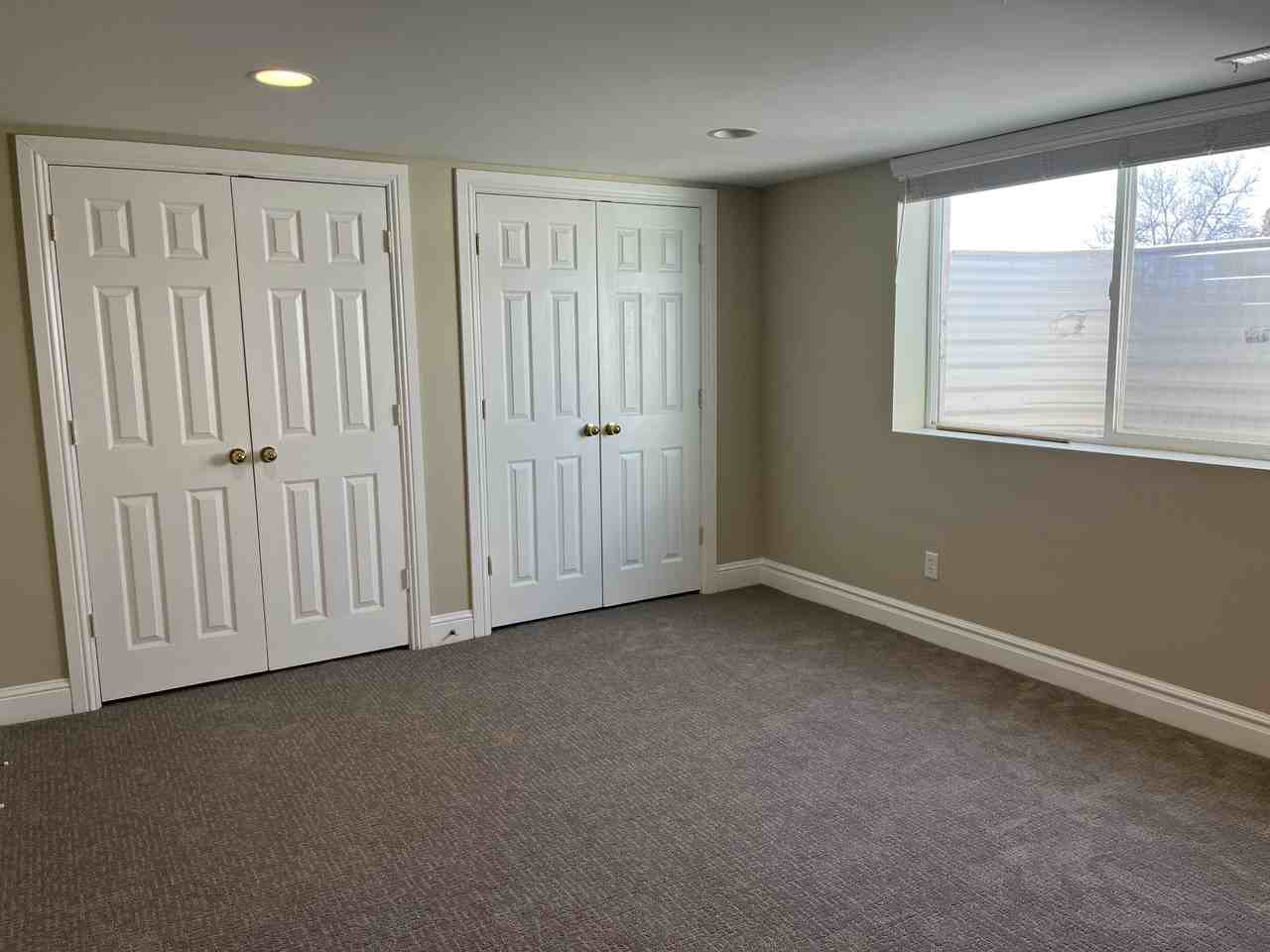 2919 S Glenmare St - Photo 4 of 13