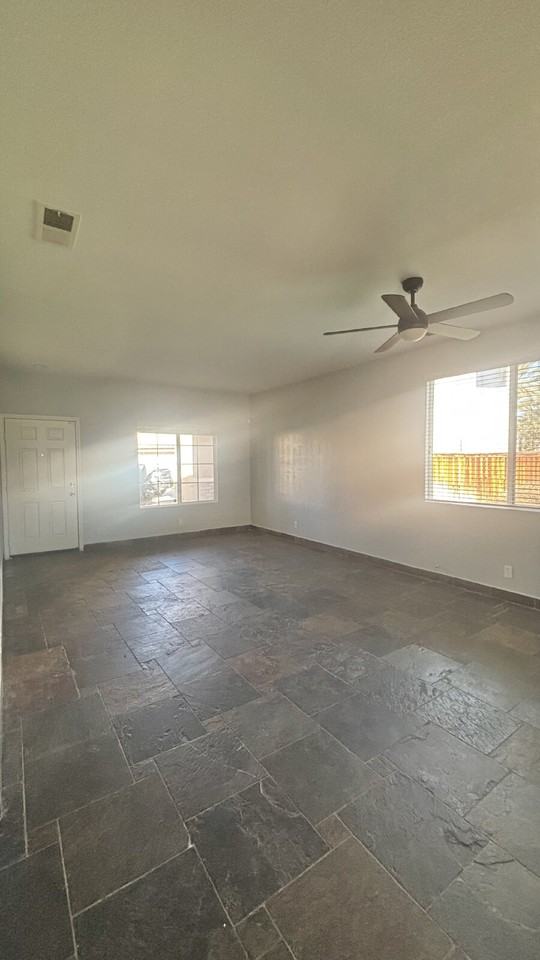 83699 San Mateo Ave - Photo 7 of 45