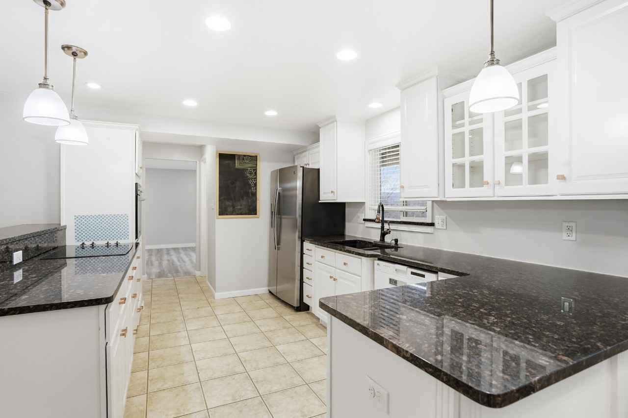 2351 S Garland St - Photo 7 of 33