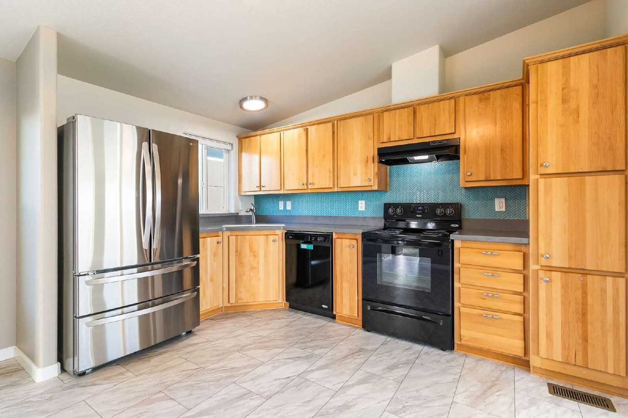 3733 Sinclair Dr - Photo 7 of 44