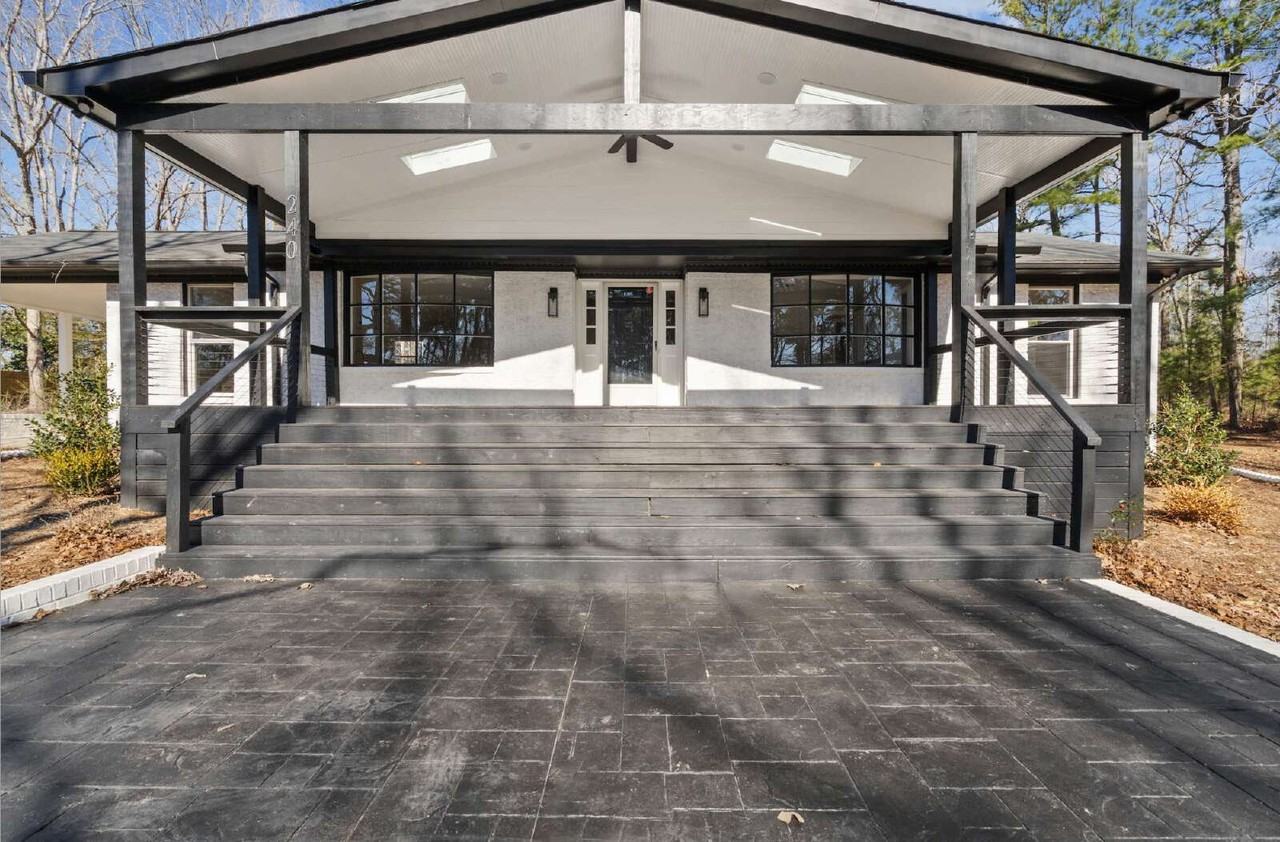 240 Forestwood Park Rd - Photo 7 of 35