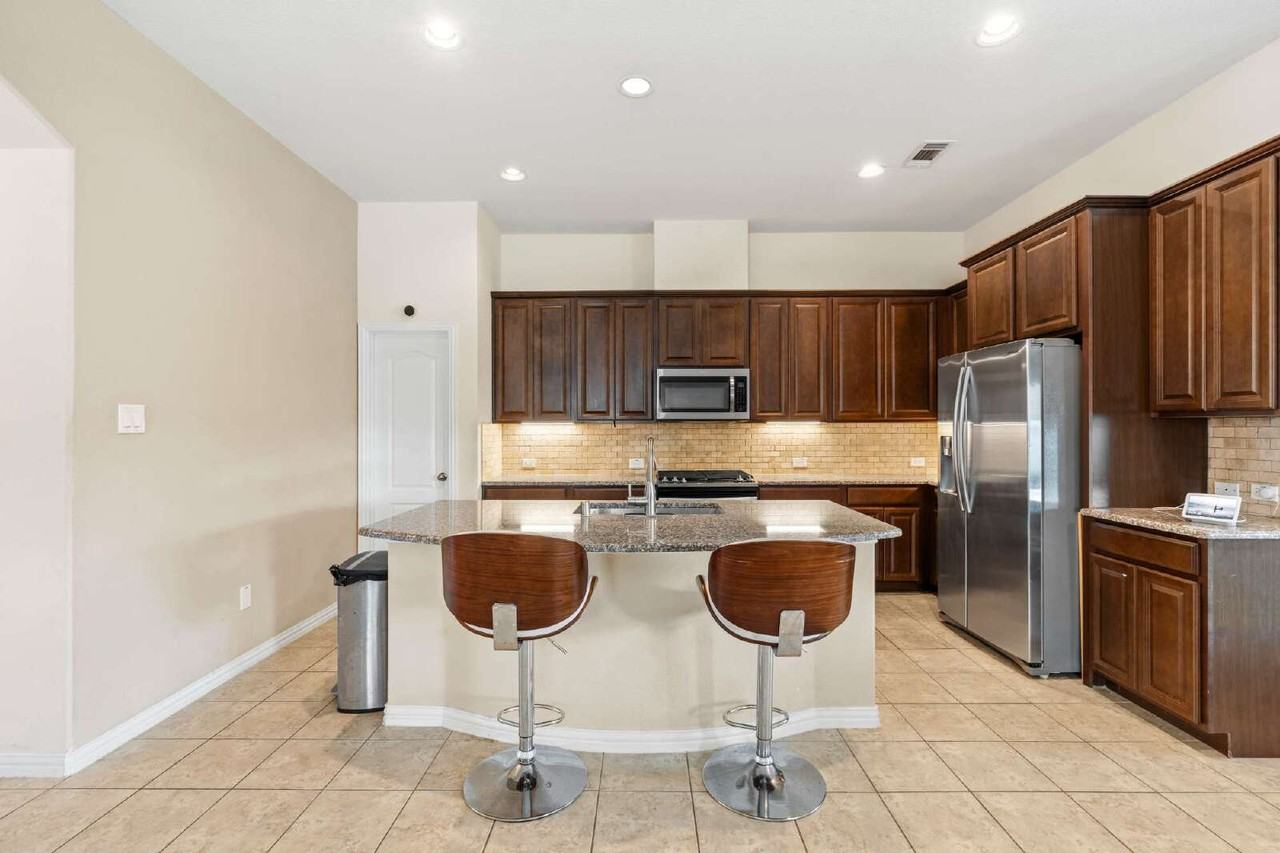 3012 Broadhaven Dr - Photo 6 of 15