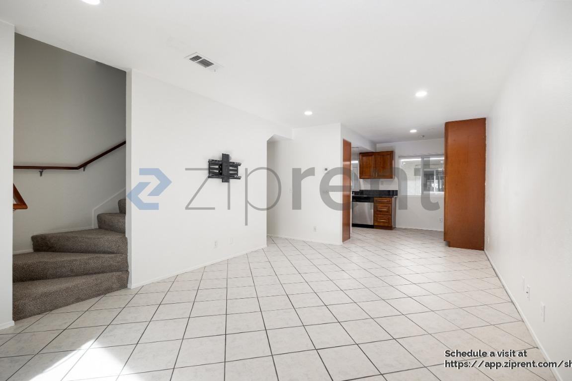 4517 College Way #K - Photo 4 of 20