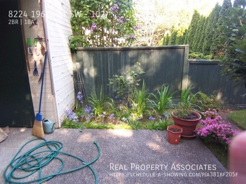 8224 196th St Sw #102 - Photo 6 of 24