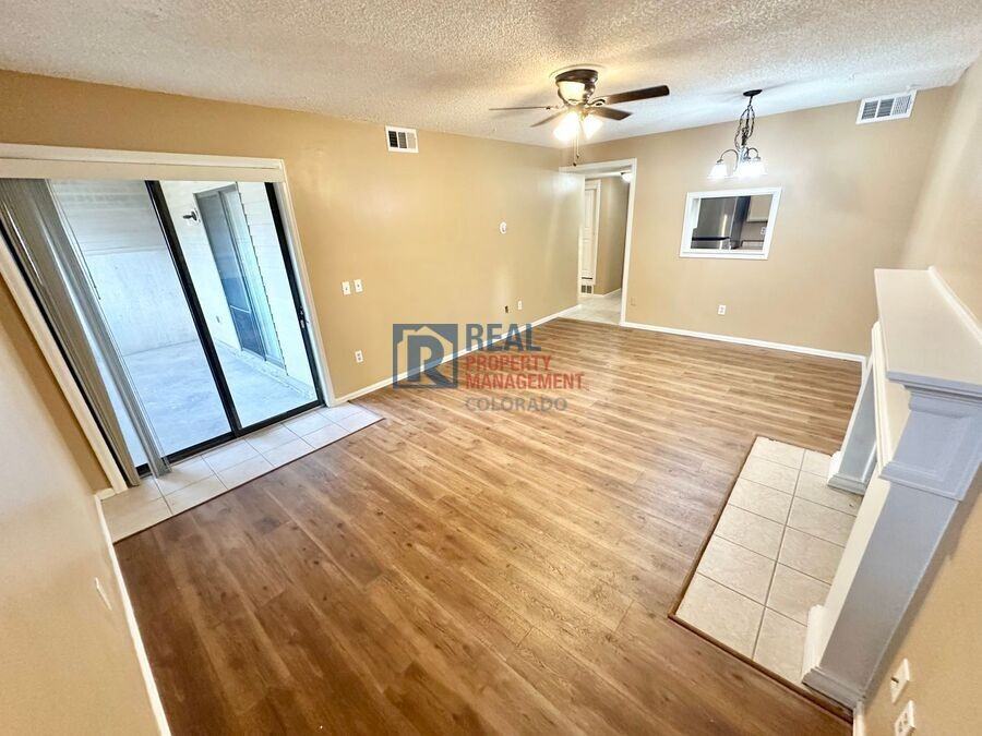 15202 E Hampden Cir #F3 - Photo 5 of 10