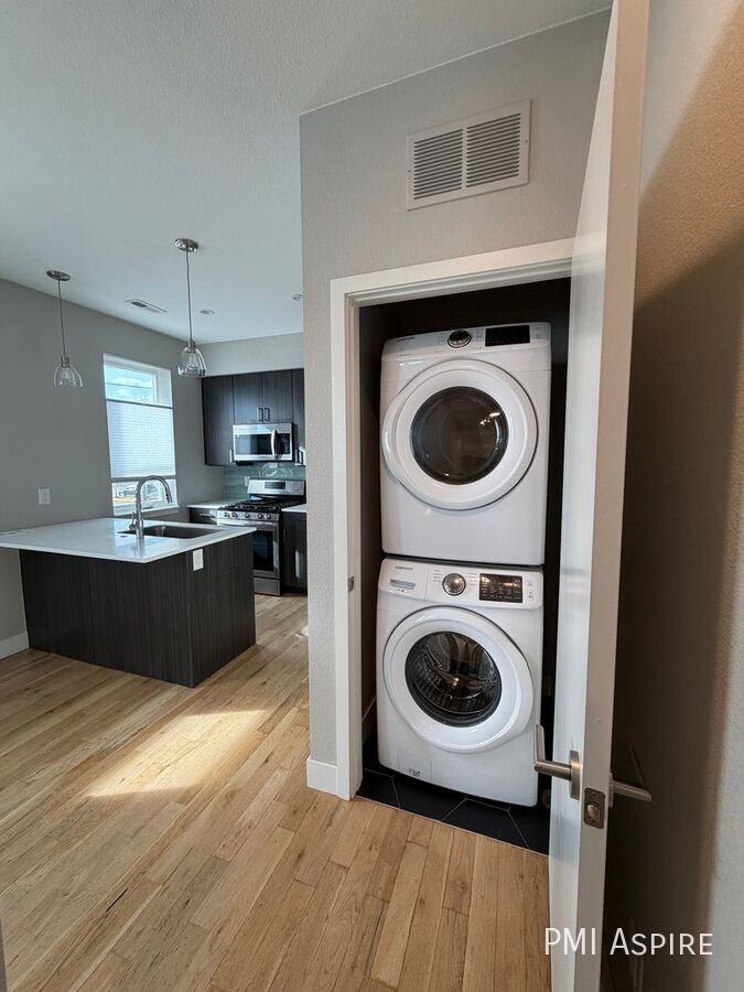 5151 W 10th Ave #5151 - Photo 3 of 20