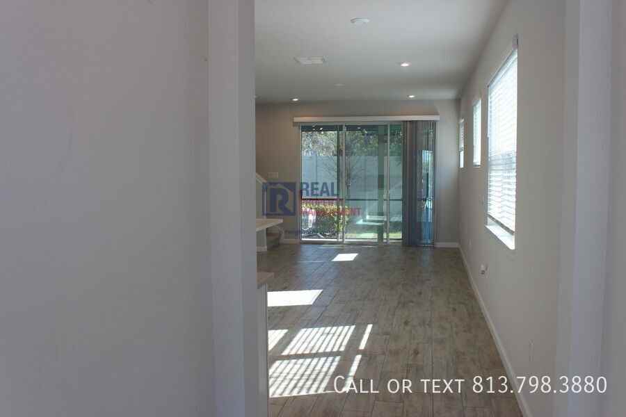 3275 Timber Crossing Ave - Photo 3 of 25