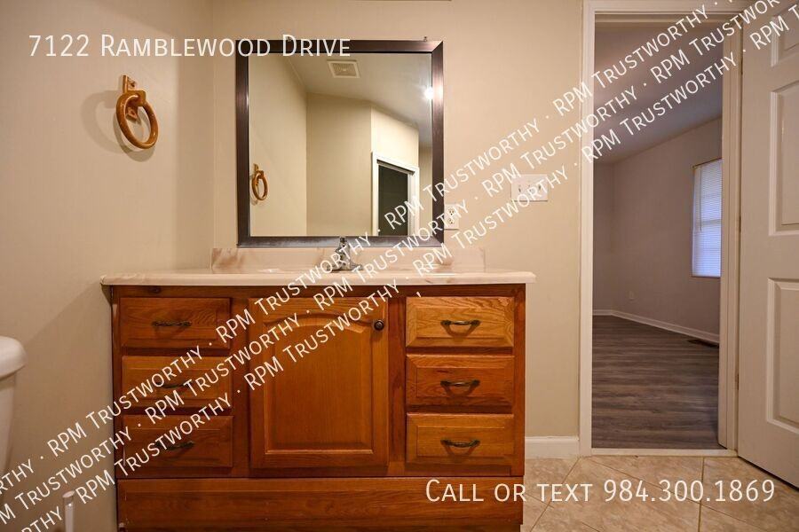 7122 Ramblewood Dr - Photo 4 of 50