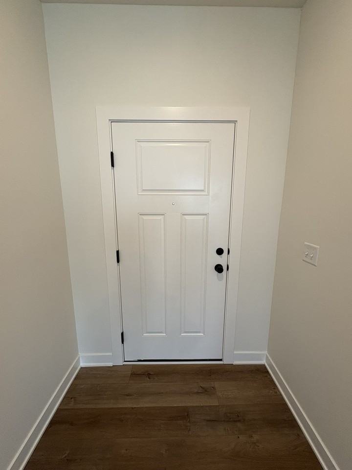 230 Nw Waverly Dr #1 - Photo 4 of 36