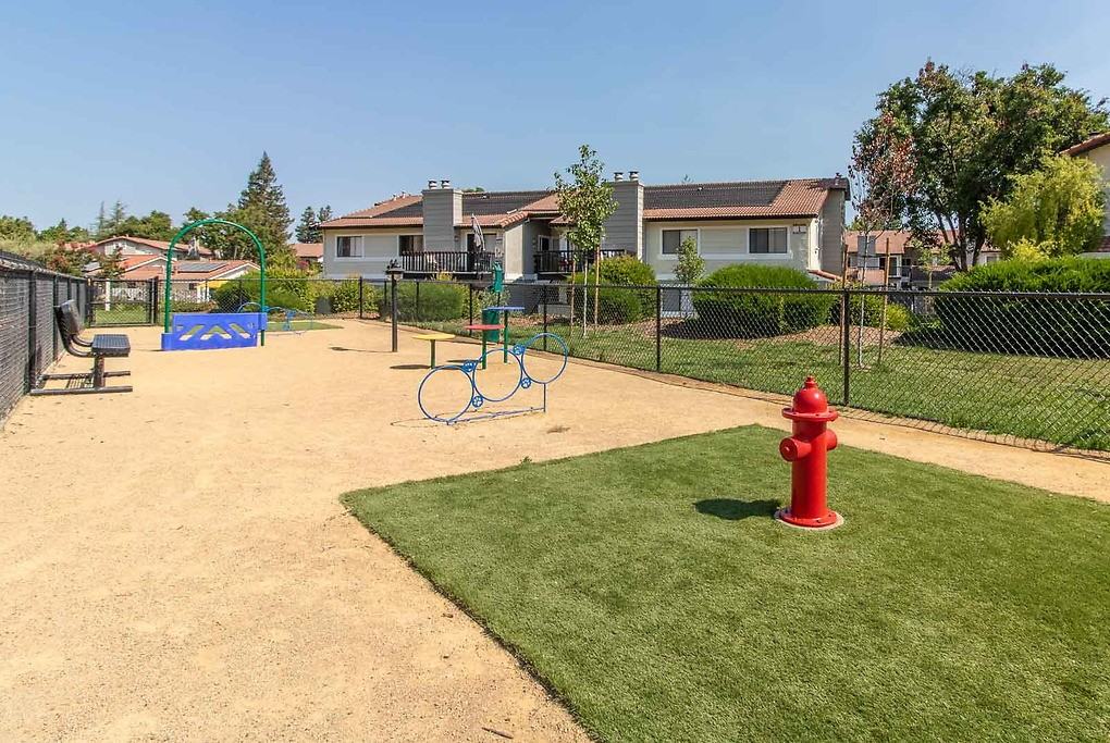 Foothill - Twin Creeks Condos - Photo 5 of 29