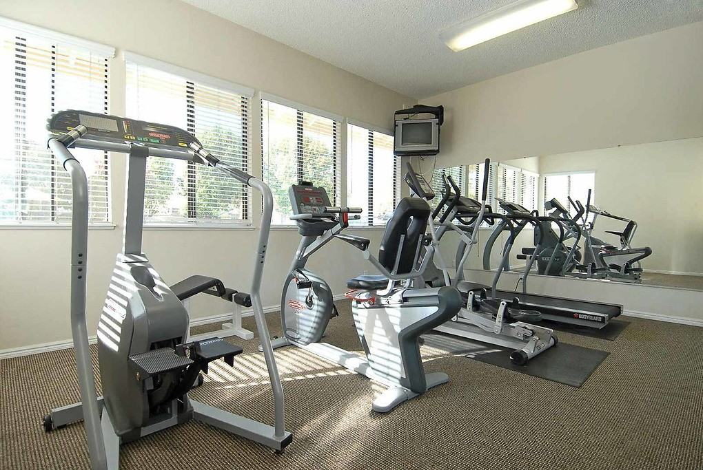 Woodside Village - Photo 4 of 41