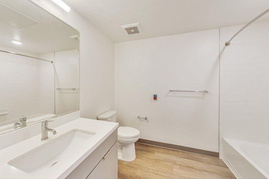 4045 Broadway - Photo 6 of 17