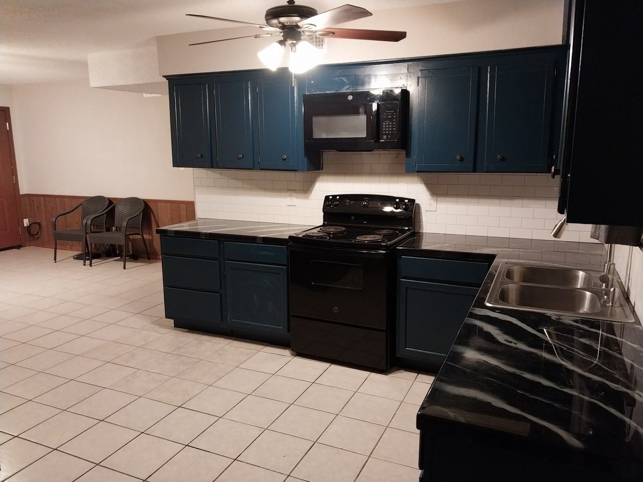 608 Mayflower #NA - Photo 6 of 28