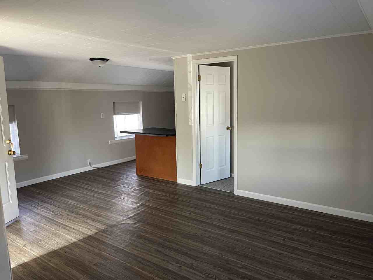 1127 S 7th St #2 - Photo 3 of 8