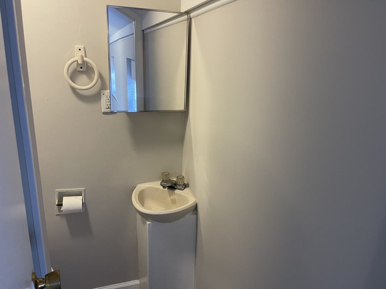 1127 S 7th St #2 - Photo 4 of 8