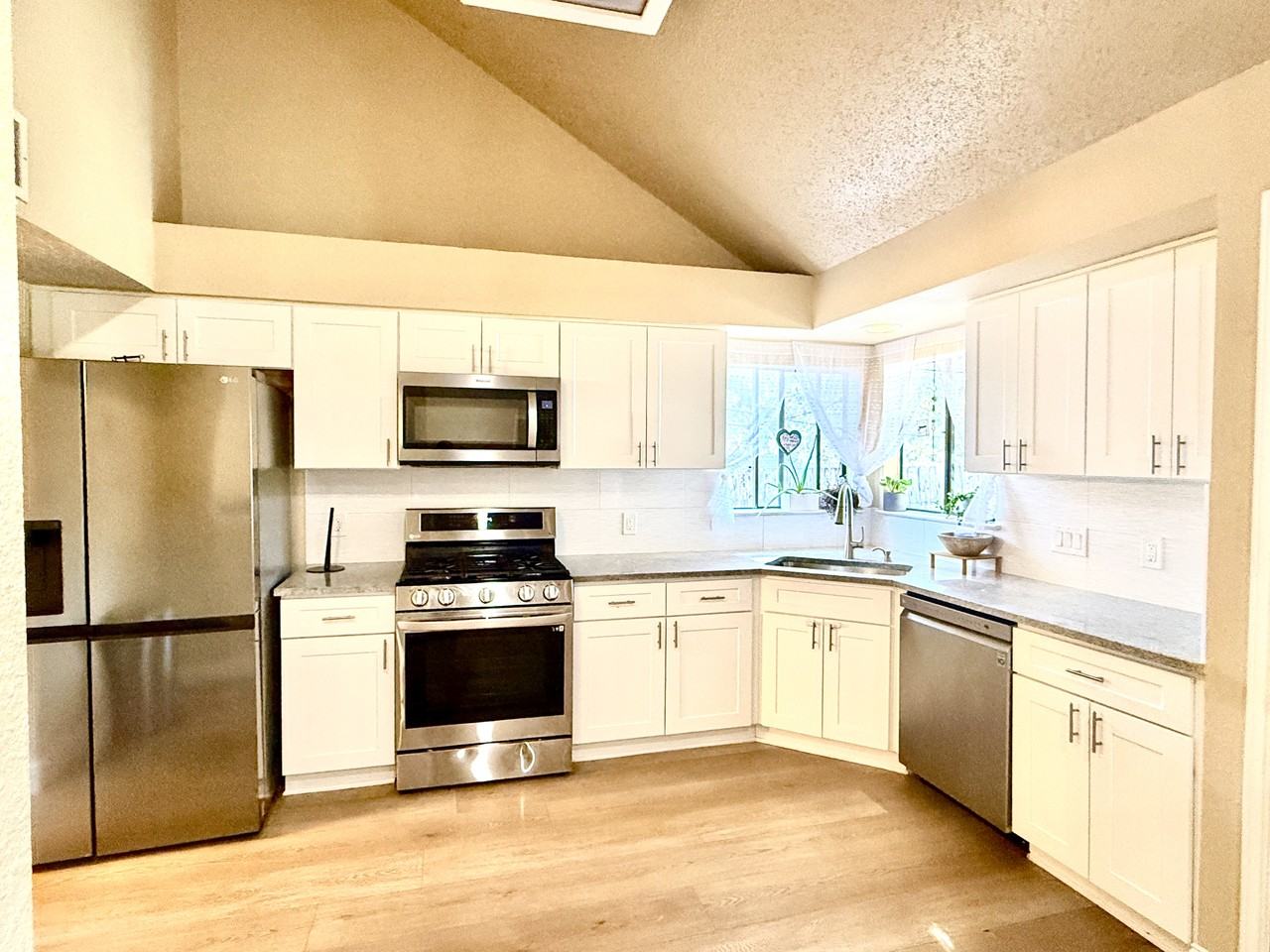 13116 Amarillo Ave #NA - Photo 6 of 24