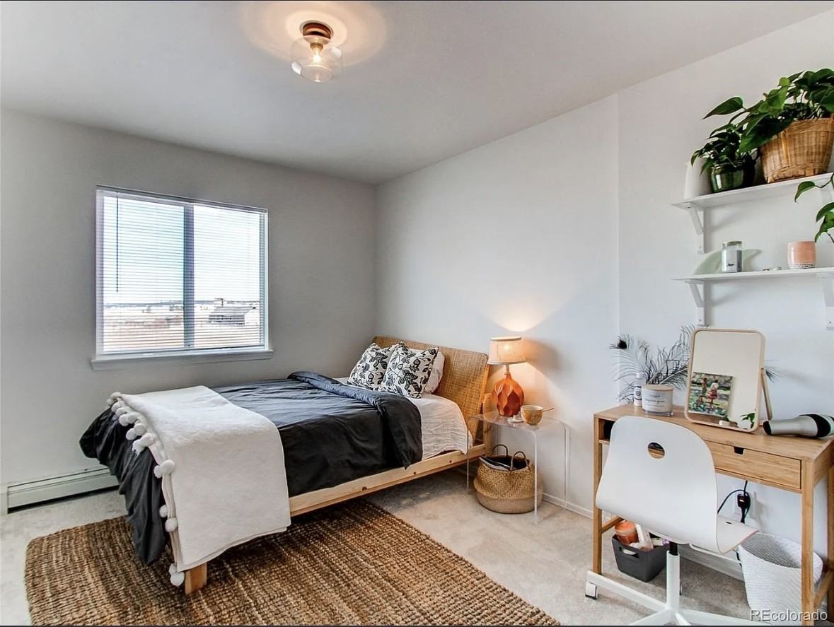 473 N Banner St #J - Photo 5 of 9