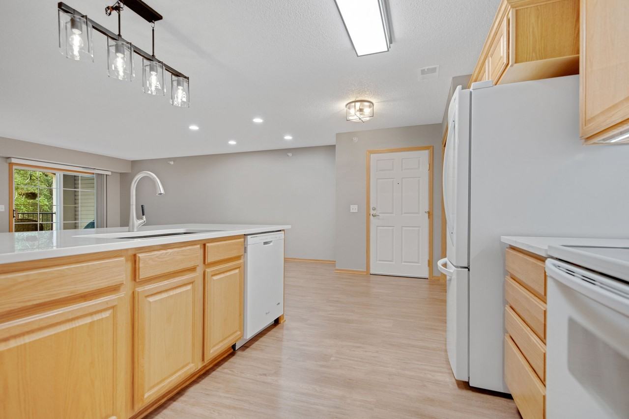 15631 Linnet St Nw #110 - Photo 6 of 31