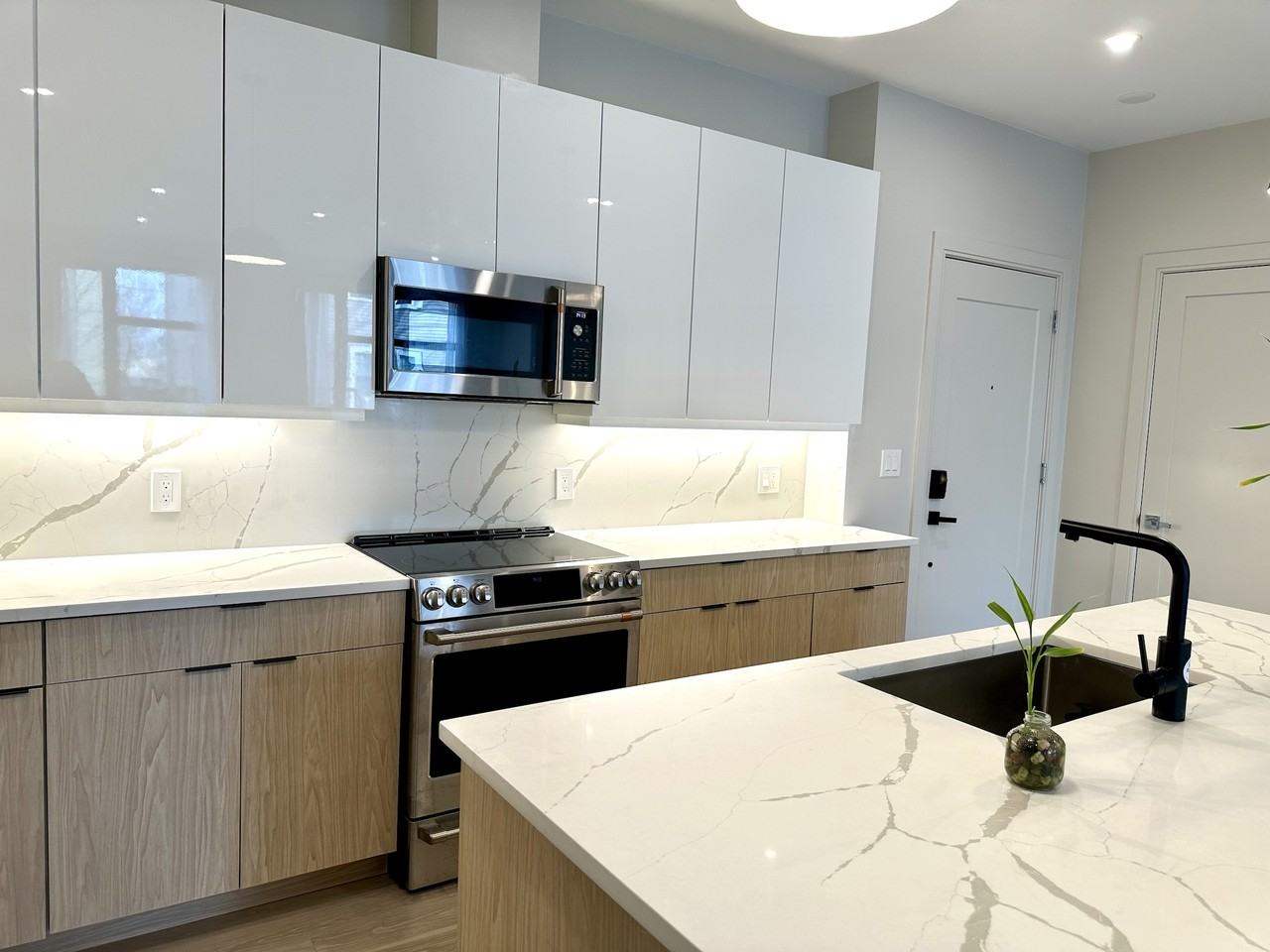 85 Myrtle St #213 - Photo 3 of 21