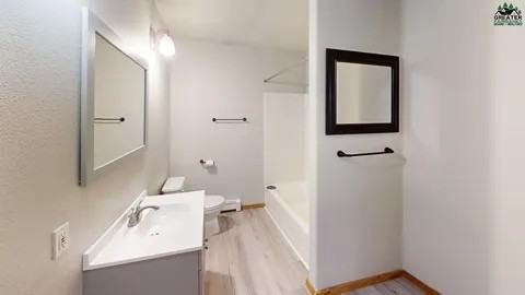 2580 Roxanne Ct #NA - Photo 6 of 16