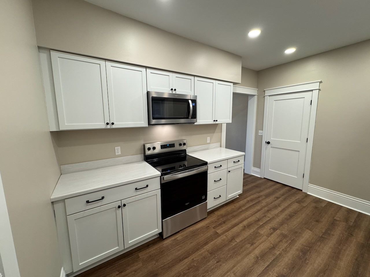 1026 W 7th St #NA - Photo 5 of 18