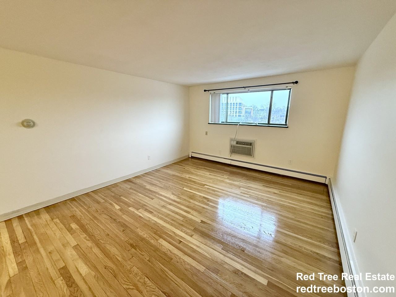 8 Riverside St #3-2 - Photo 2 of 11