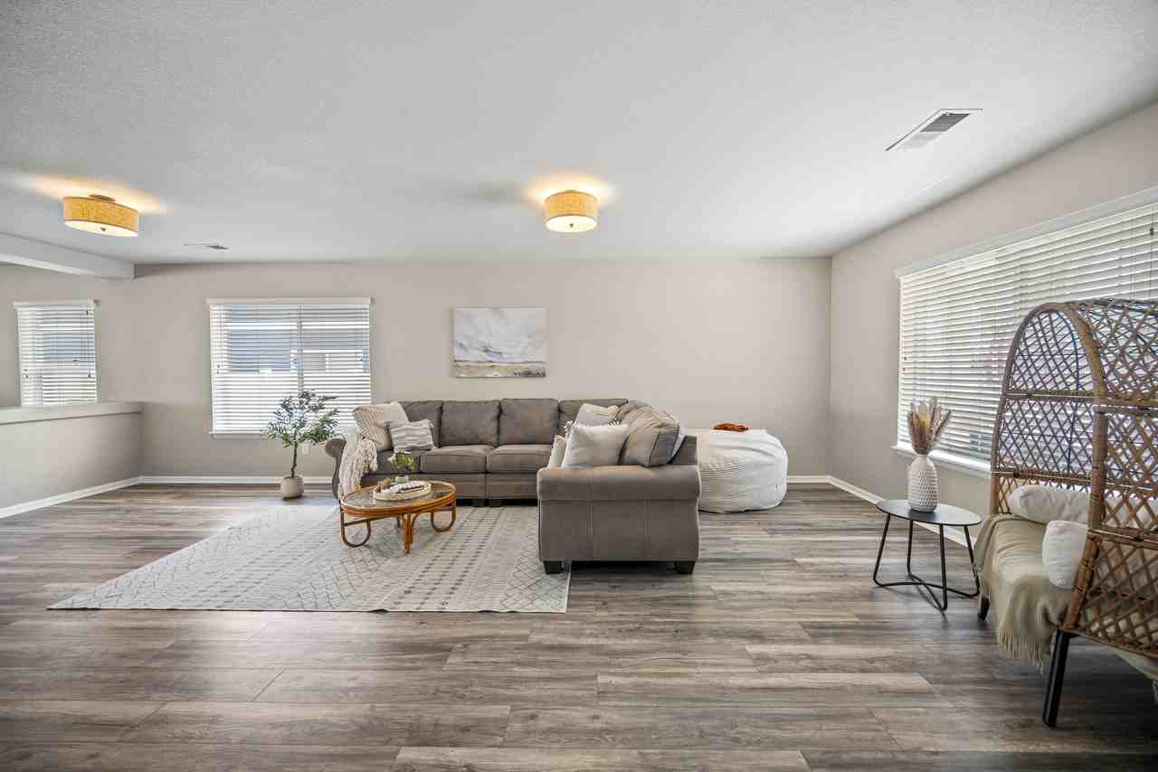 7860 Lantern Ln #NA - Photo 5 of 32