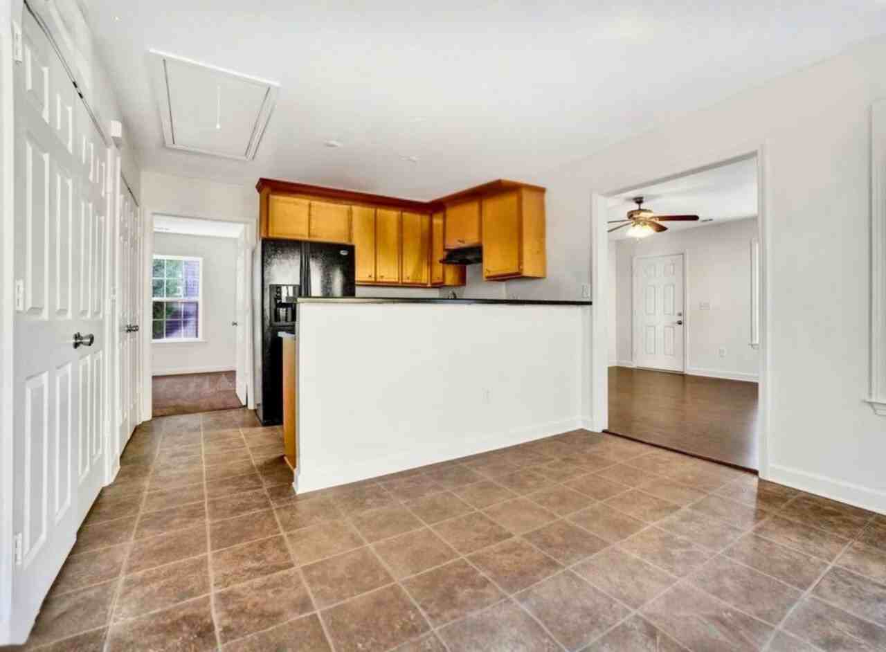 305 S Calhoun St #NA - Photo 5 of 17