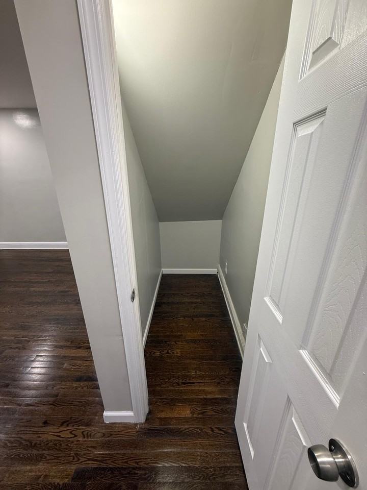 1720 Burnet Ave #NA - Photo 4 of 15