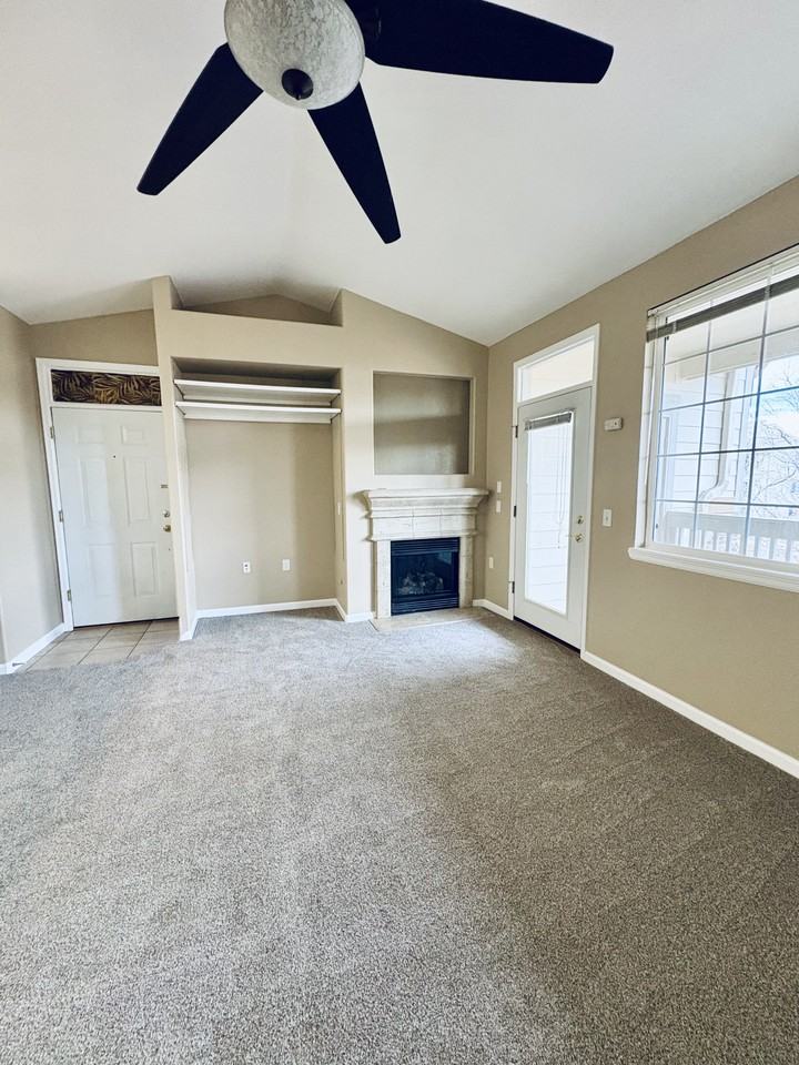 10311 W Girton Dr #202 - Photo 7 of 23