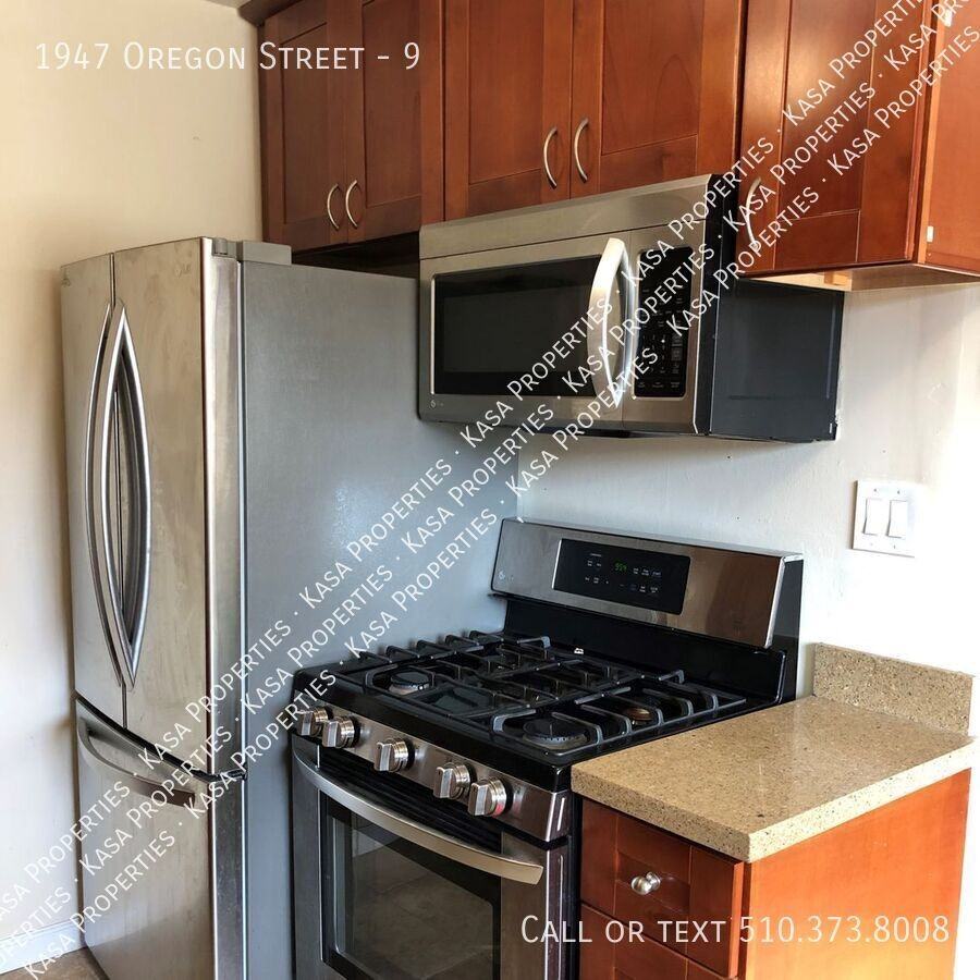 1947 Oregon St. - Photo 3 of 15