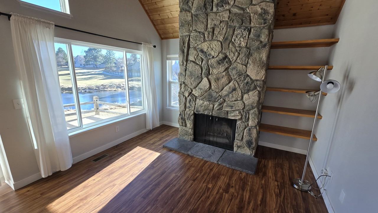 2415 S Xanadu Way #D - Photo 5 of 23