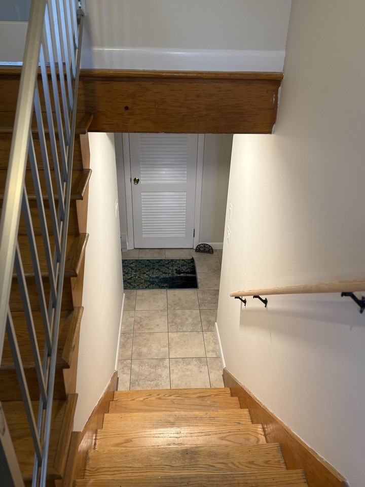 191 Carmel Hill Rd S #2 - Photo 3 of 16