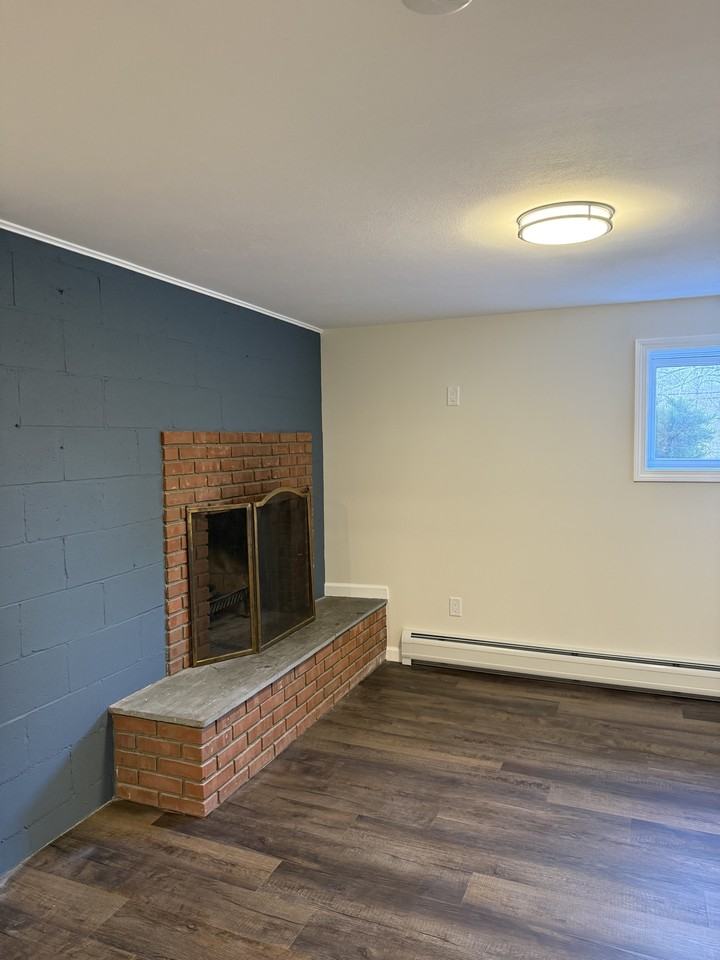 191 Carmel Hill Rd S #2 - Photo 3 of 13