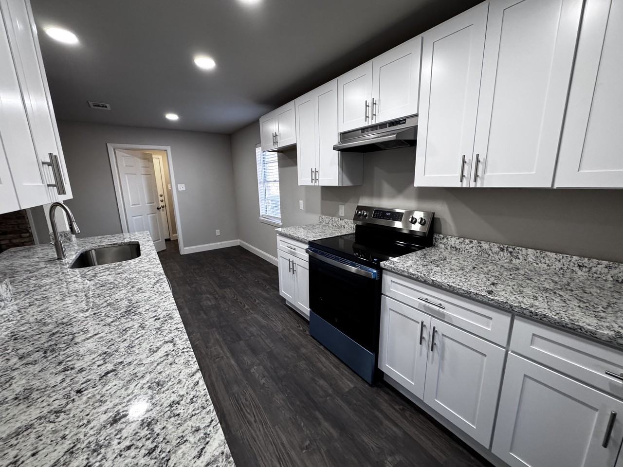 1311 Alpine St #NA - Photo 7 of 17