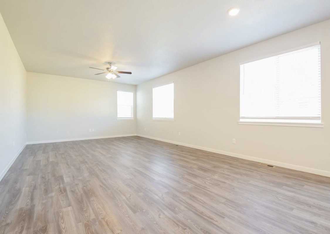 4427 Shivaree Street - Photo 2 of 12