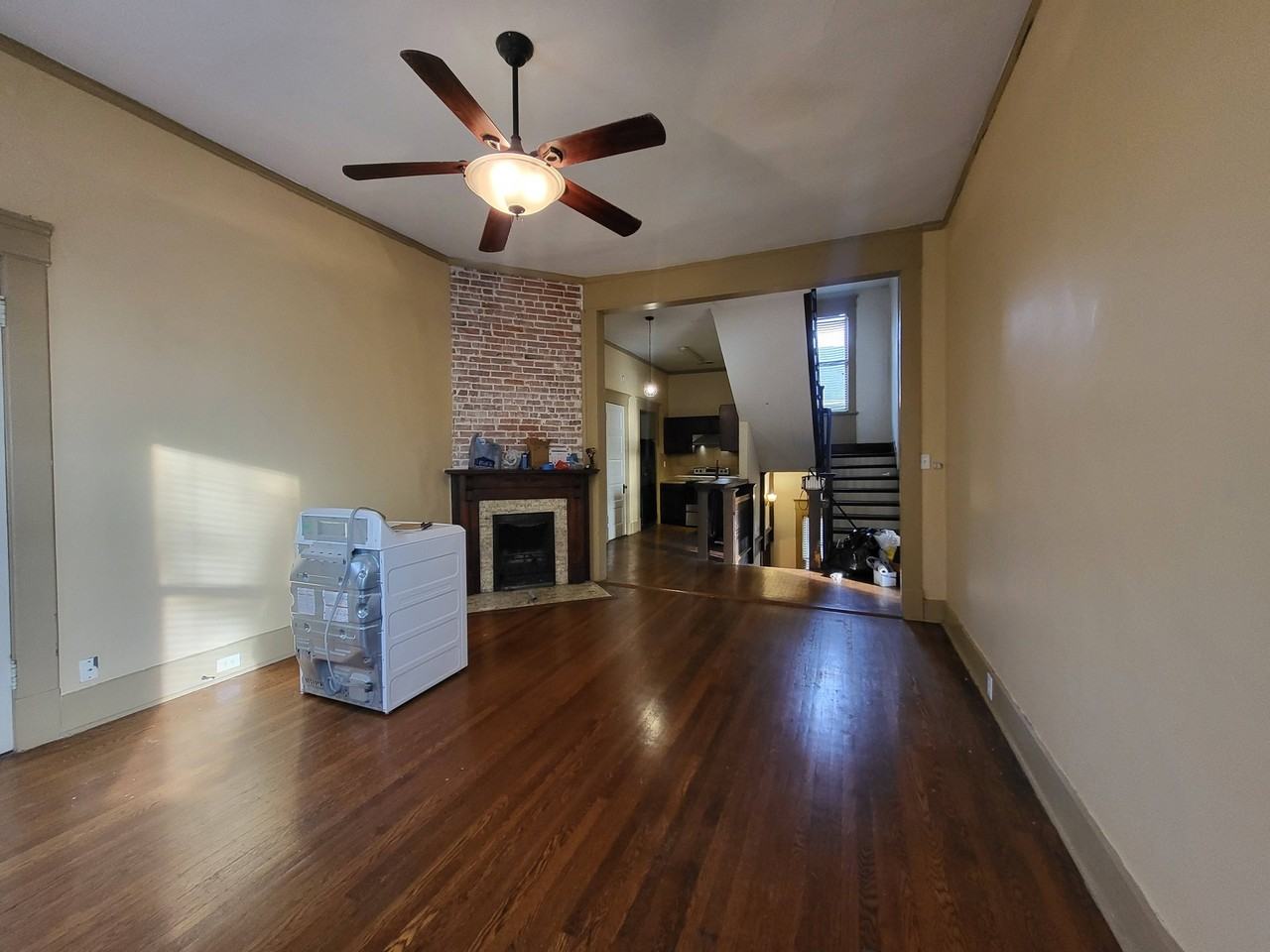 37 S Mclean Blvd #3 - Photo 4 of 32