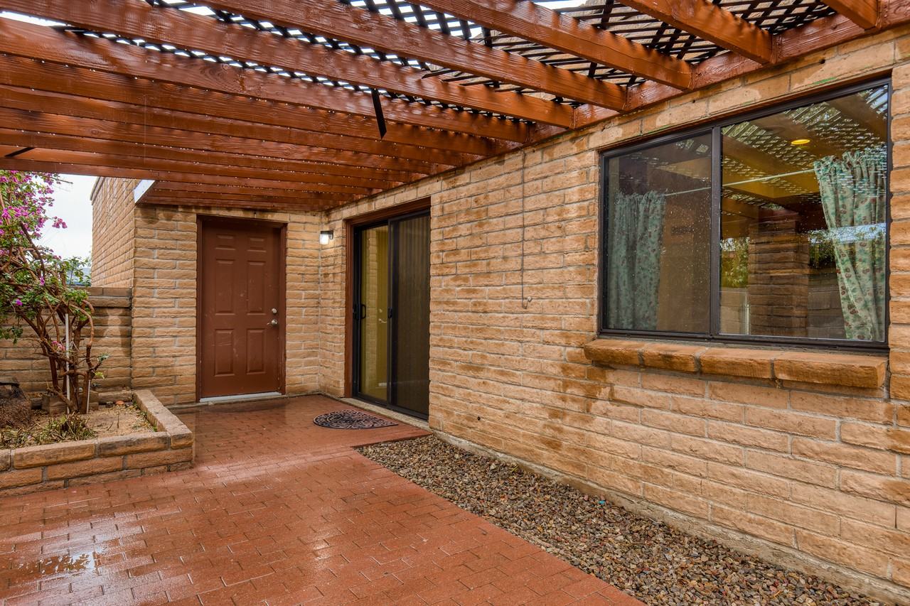 7711 E 39th St #NA - Photo 4 of 36