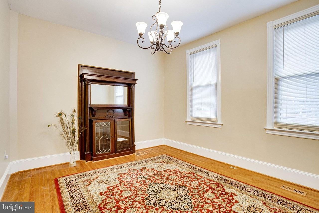 1501 G St Se #1 - Photo 7 of 21