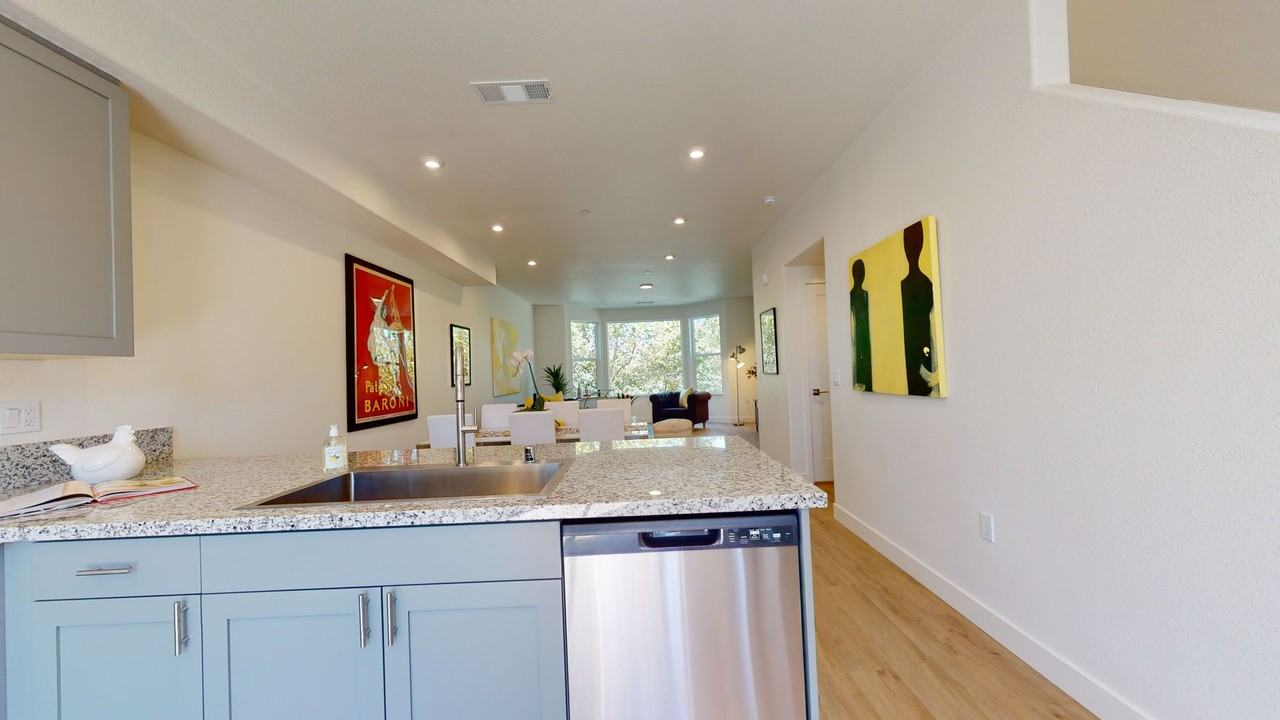 West End Townhomes - Photo 5 of 50