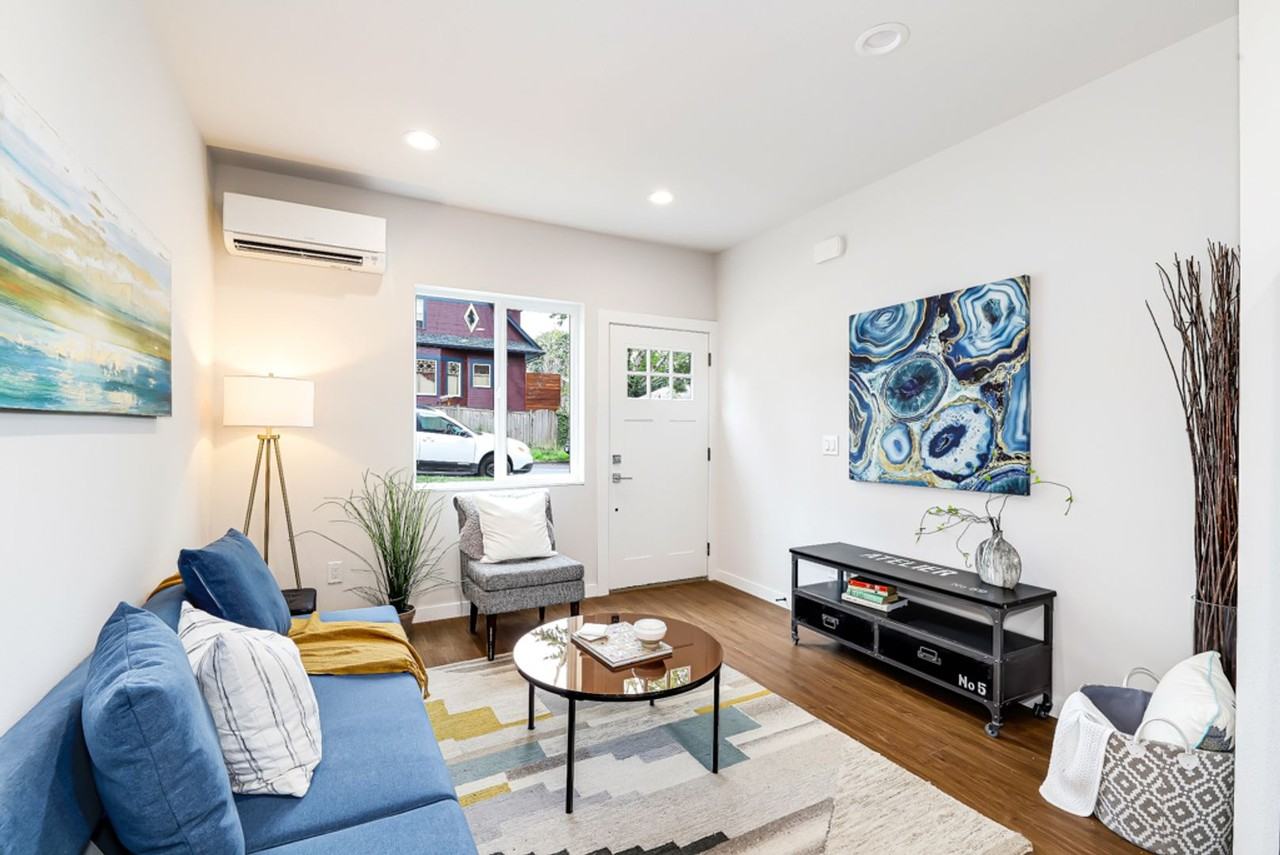 2830 E Spring St - Photo 5 of 16